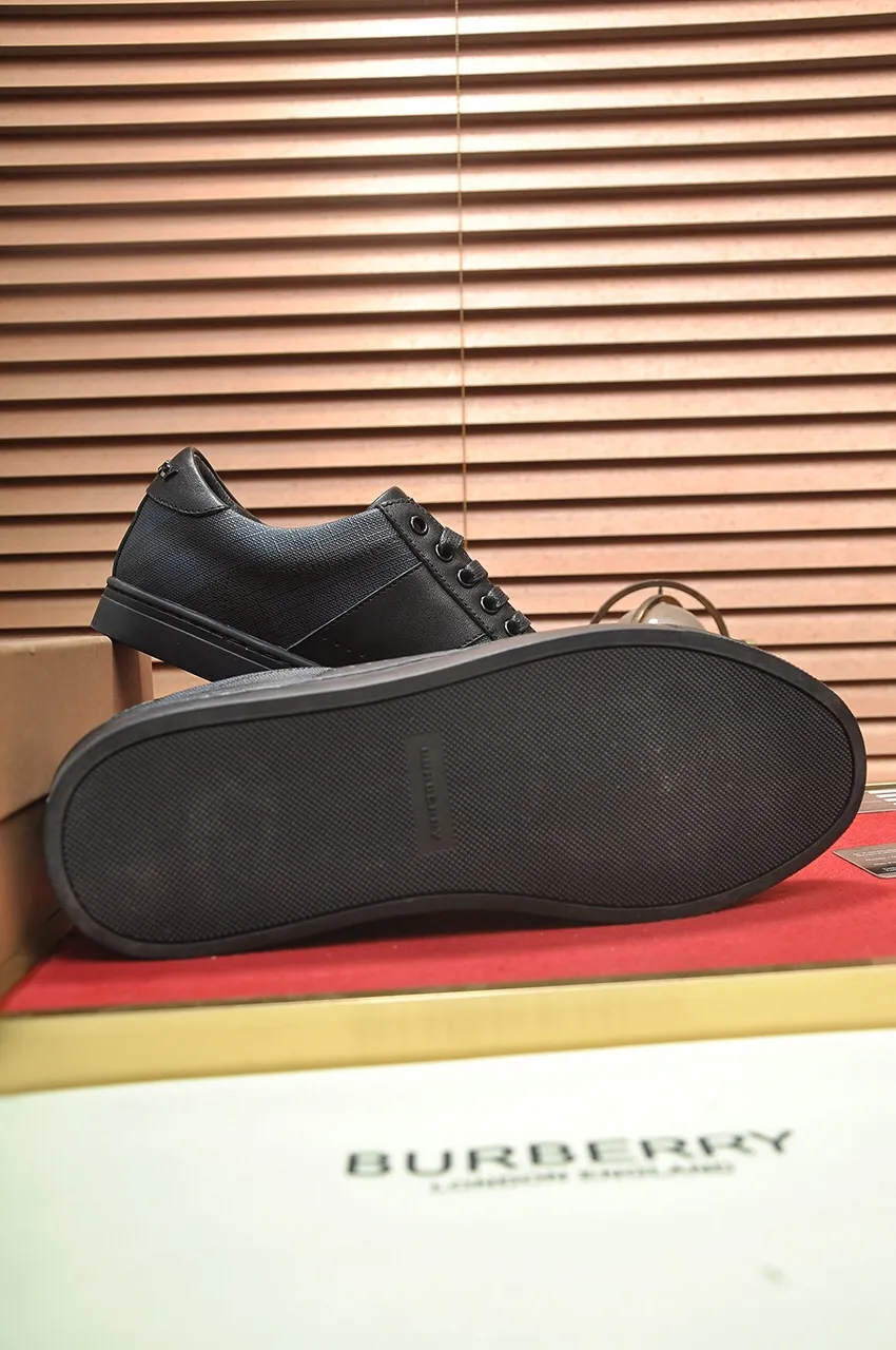 Men's shoes💰480💶[Burberry] (cowhide lining) classic low-top sneakers｜Imported cowhide with classic plaid fabric｜Cow leather lining｜Original outsole｜Fine workmanship and comfortable to wear Size: 38-44 (customized at 45)